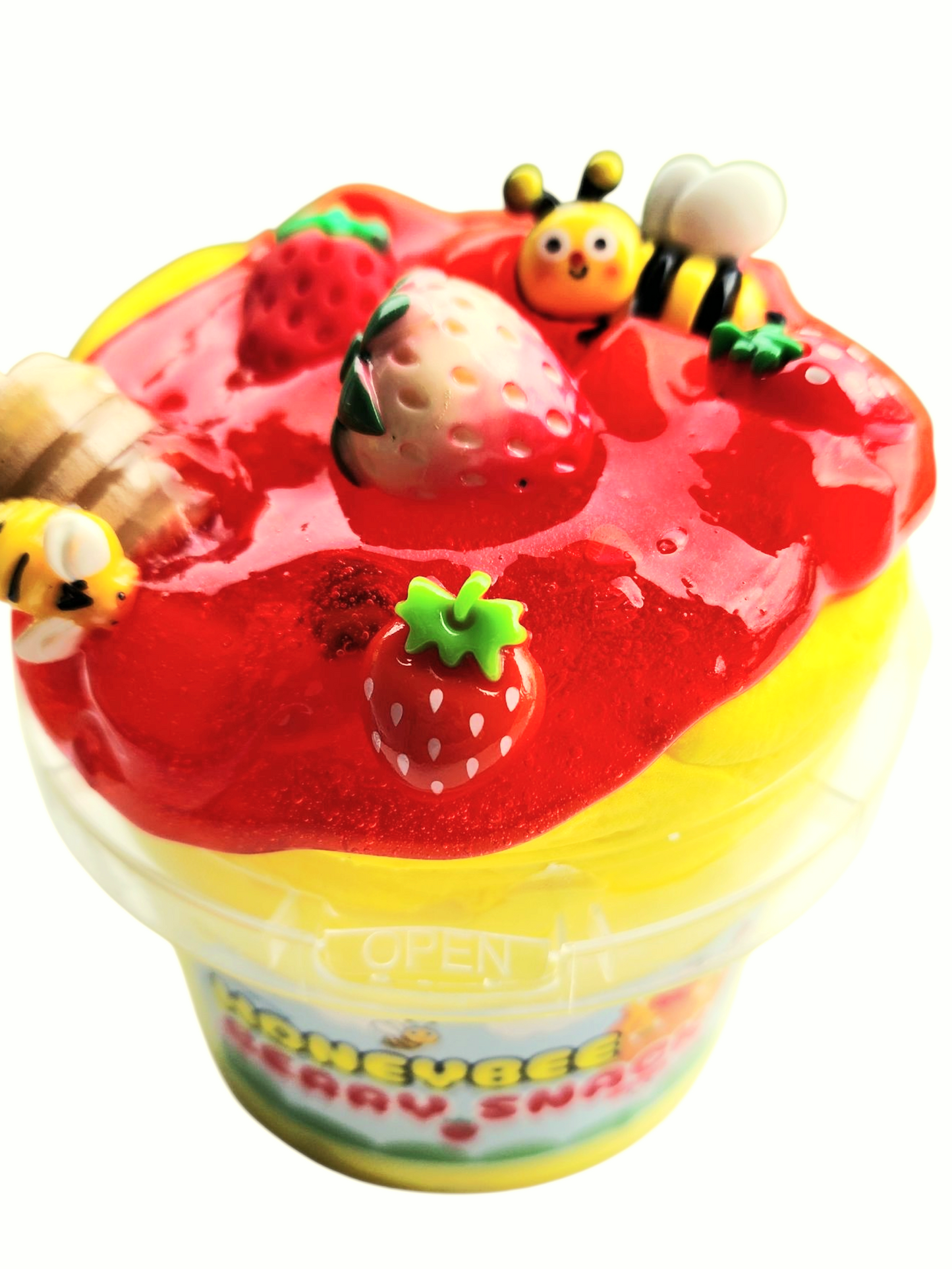 Honeybee Berry Snack Bucket